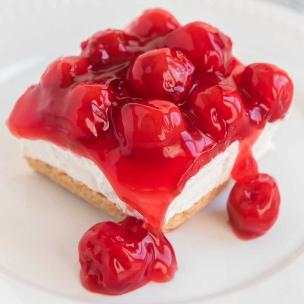 No-Bake Cherry Cheesecake - Pass the Dessert