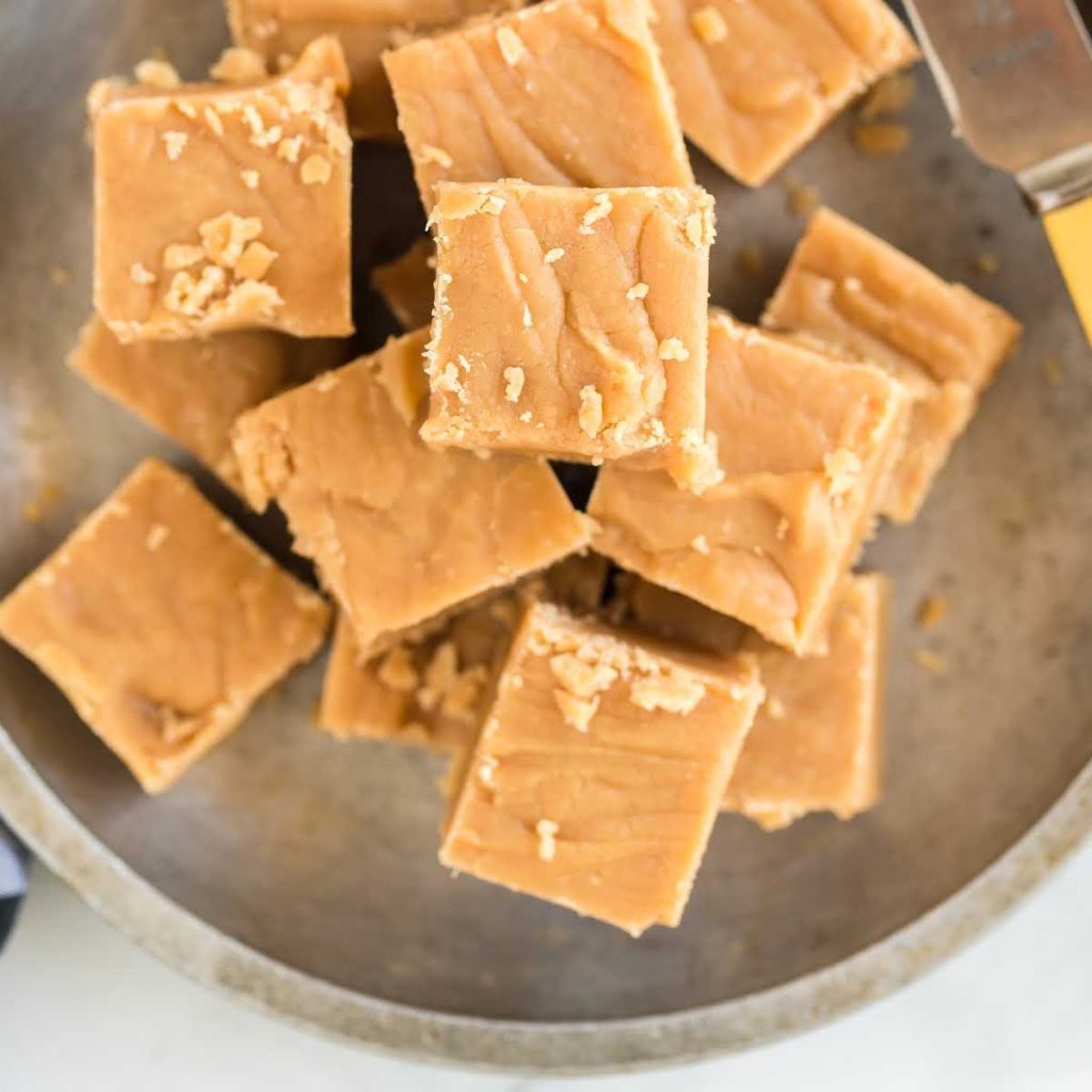 Old Fashioned Peanut Butter Fudge Pass The Dessert 2046