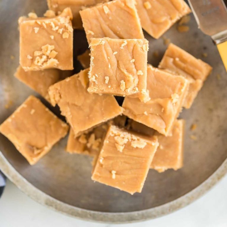 Old Fashioned Peanut Butter Fudge - Pass The Dessert