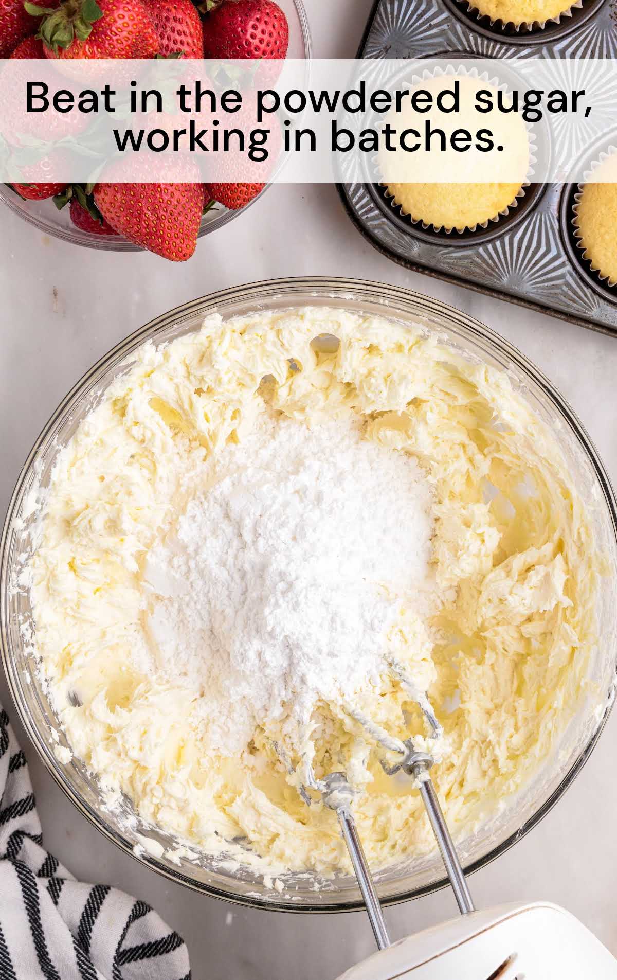 powder sugar blended in a bowl with the cream cheese mixture
