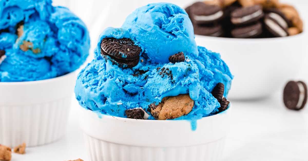 Cookie Monster Ice Cream - Pass the Dessert