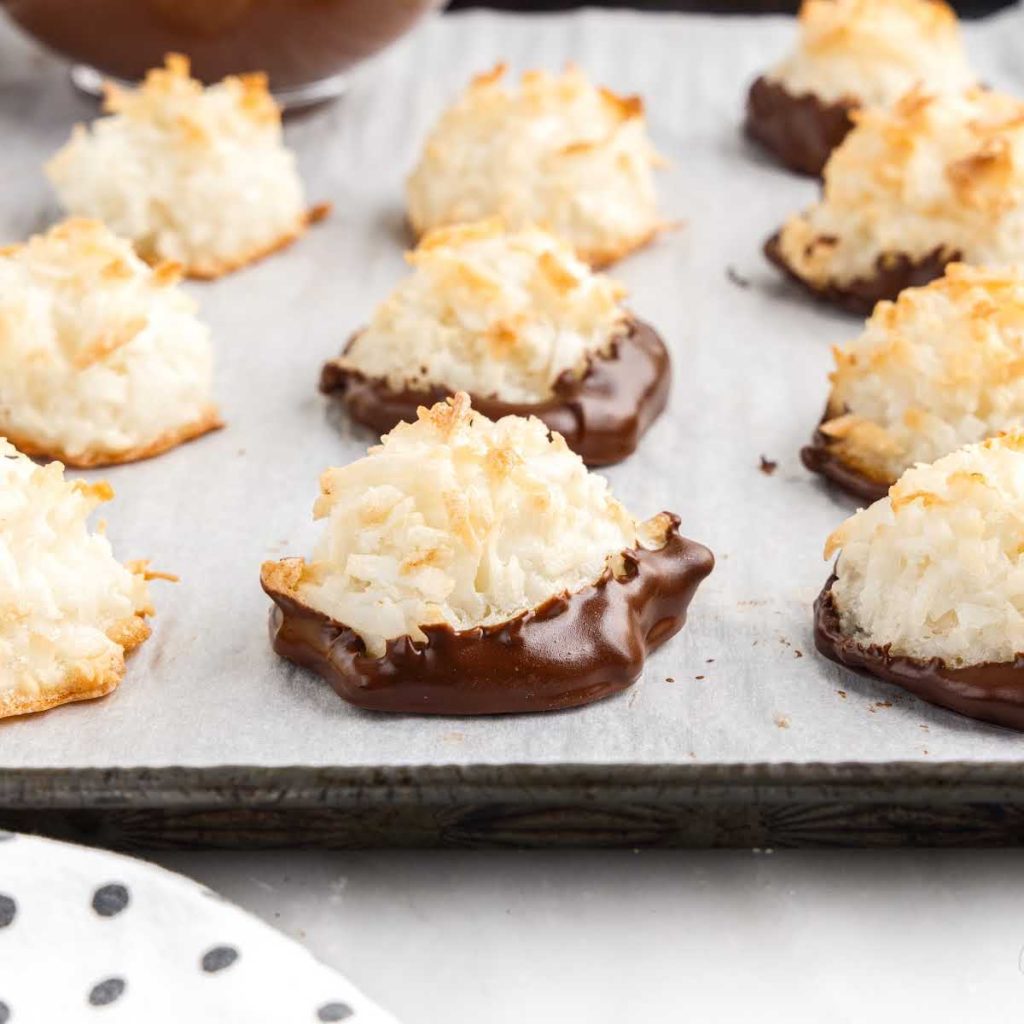 Coconut Macaroons - Pass the Dessert