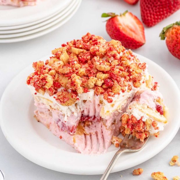 Strawberry Shortcake Icebox Cake - Pass the Dessert