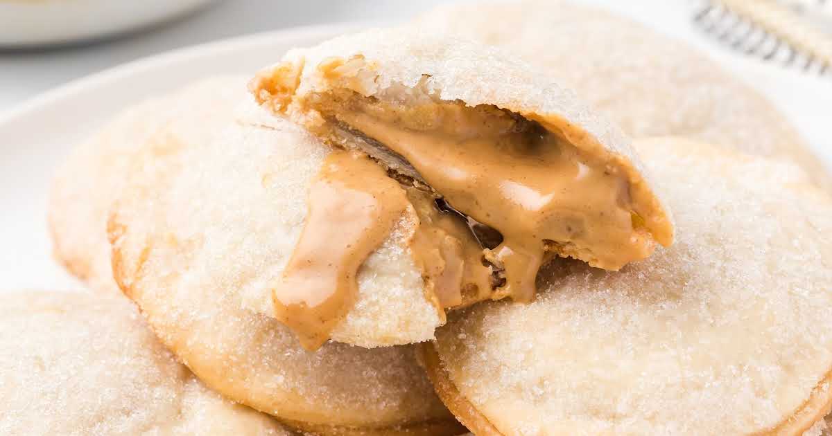 Peanut Butter Lava Cookies - Pass the Dessert