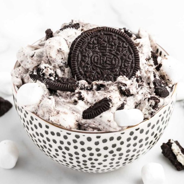 Oreo Fluff - Pass the Dessert